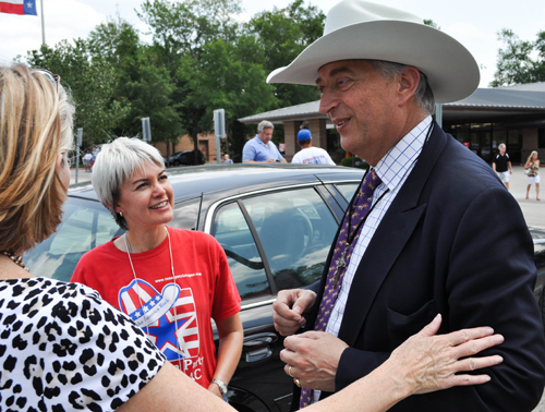 http://texasgopvote.com/sites/default/files/Lord-Monckton-Texas.jpg
